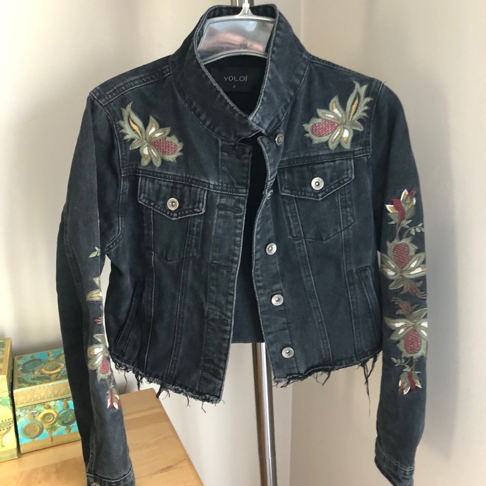 Cropped Denim Jacket